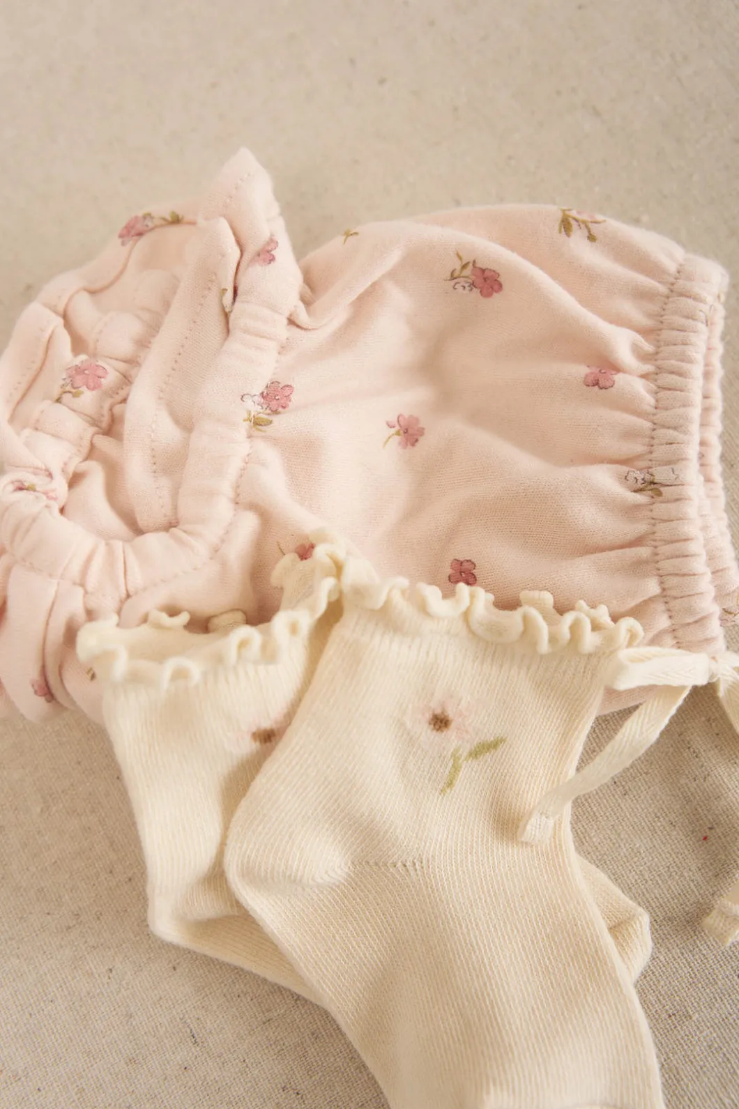 Alison Sock - Milk Posie