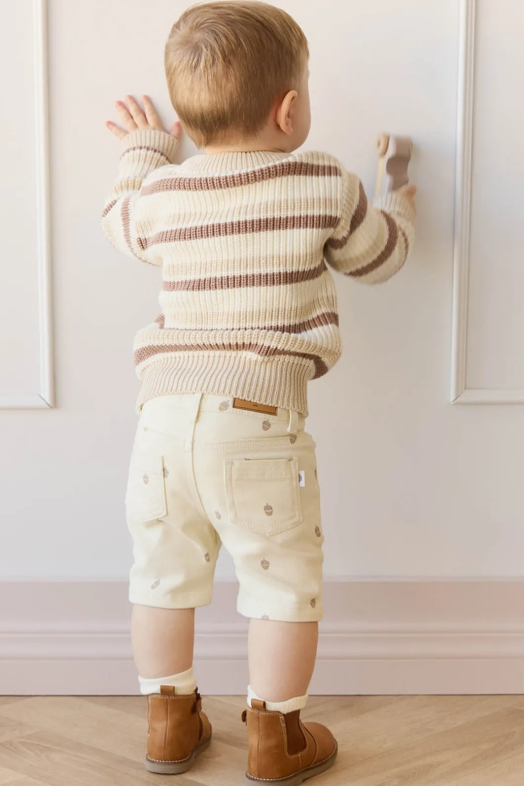 Noah Short - Acorns Tofu Natural