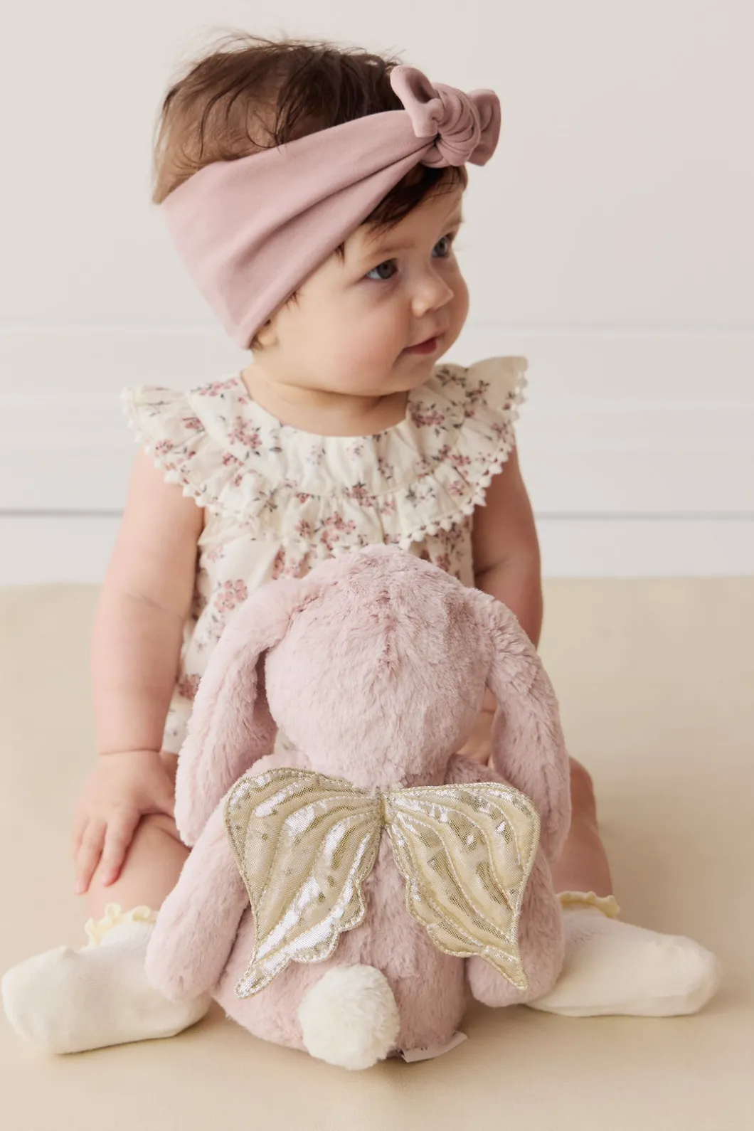 Snuggle Bunnies - Glitter Penelope