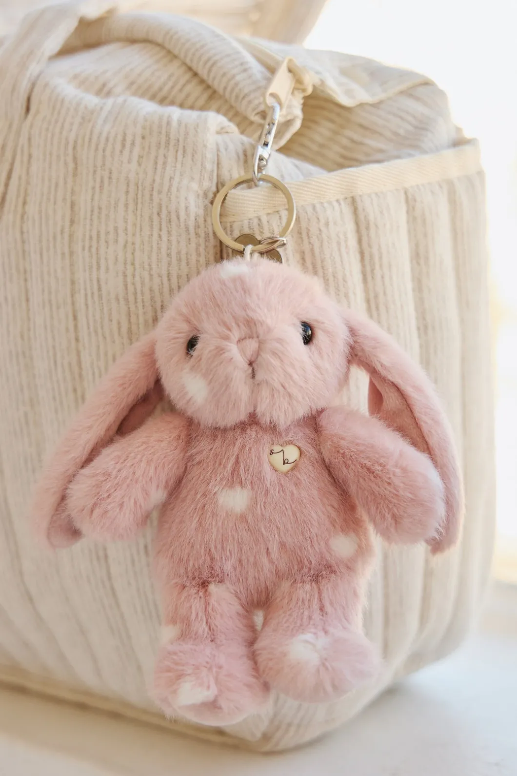 Snuggle Bunnies - Penelope Keyring Little Love
