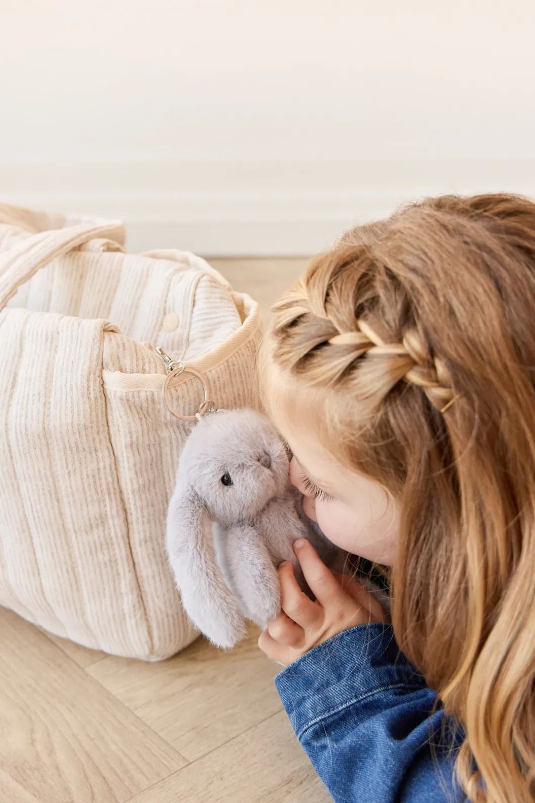 Snuggle Bunnies - Penelope Keyring - Silver
