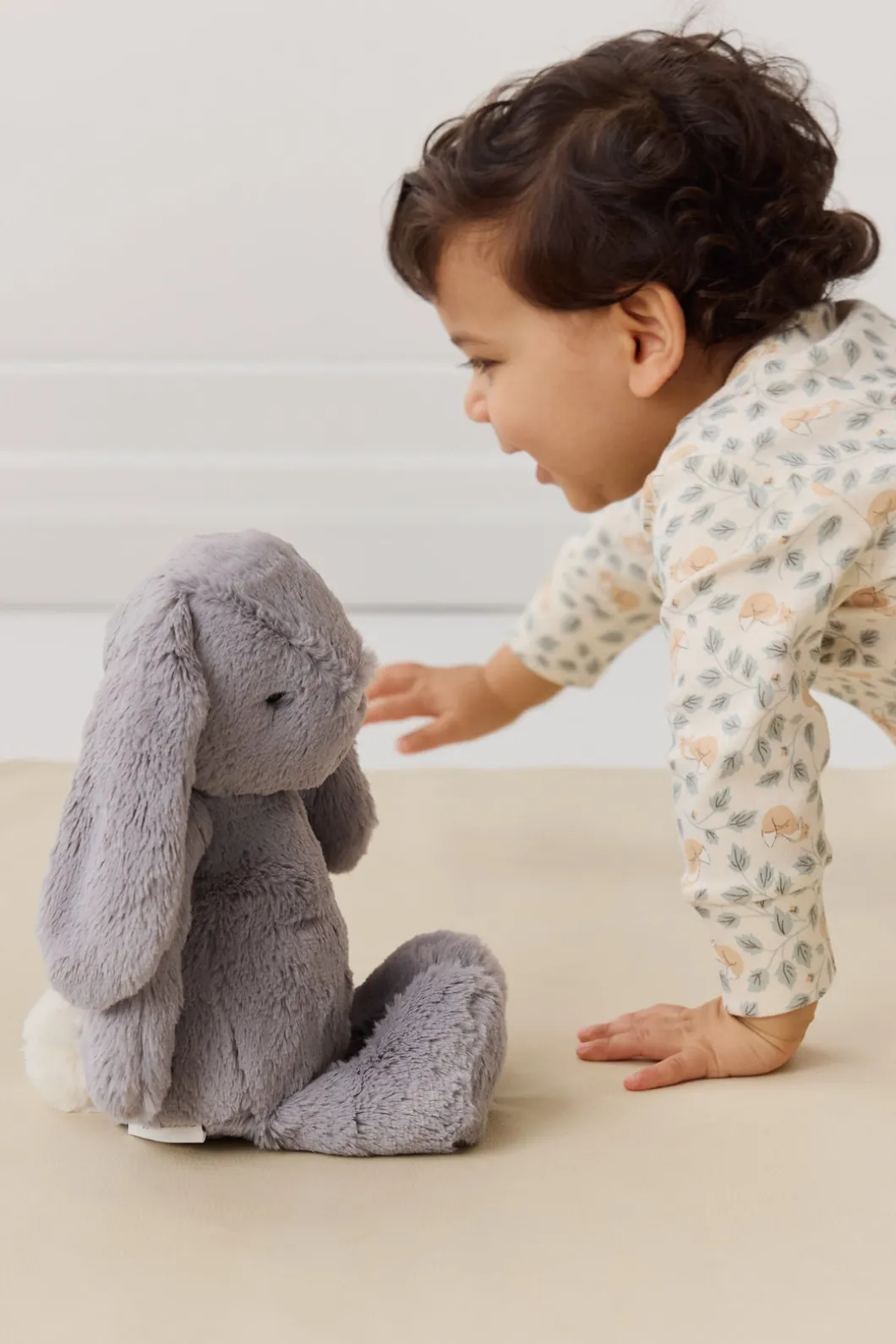 Snuggle Bunnies - Plush Penelope - Silver